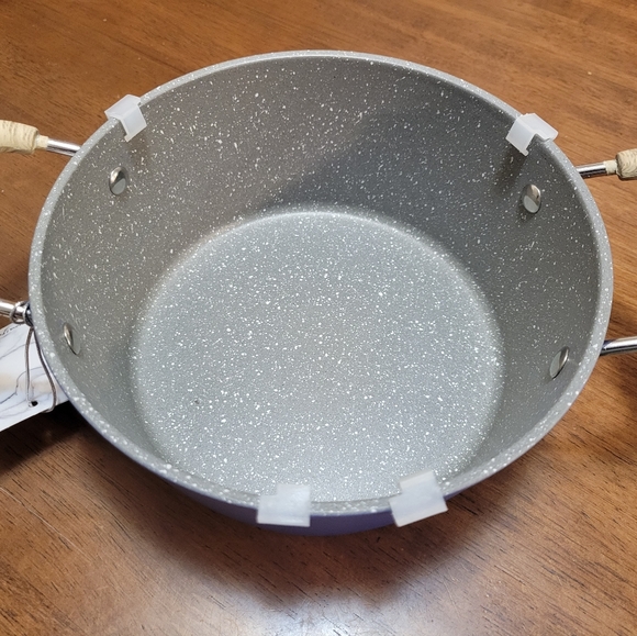 Masterclass Premium Cookware 8" Casserole 2.3 QT Cobalt Blue - Picture 5 of 8